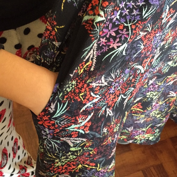 Dress - Picture 6 of 6